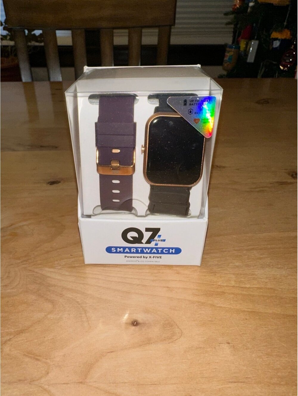 Q7 Unisex Adult rose gold Smart Watch